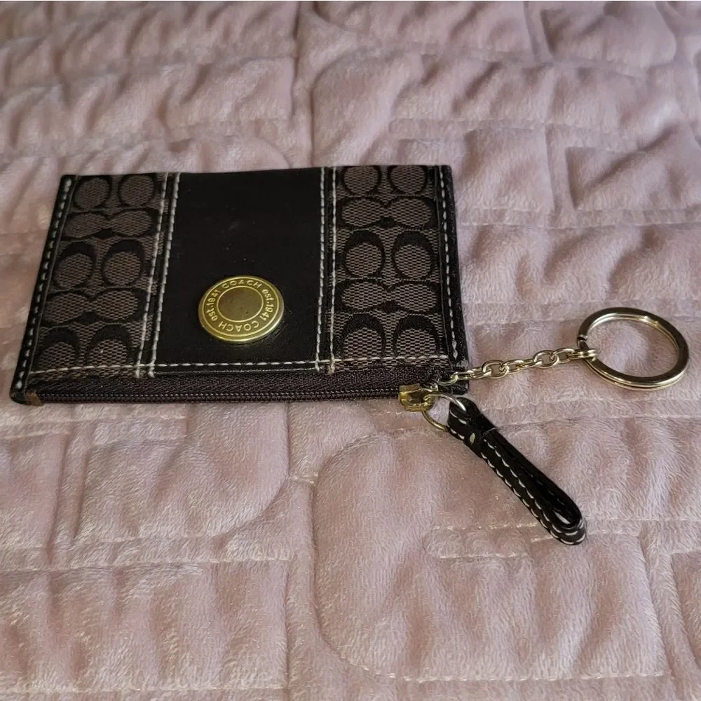 Coach Women’s Signature Brown Zipper Keychain Credit Card Wallet